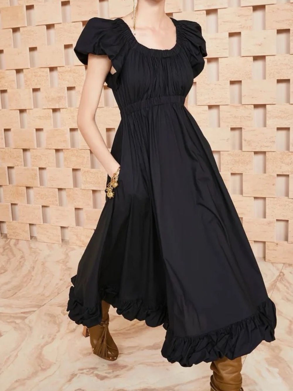 ULLA JOHNSON Like New Nanette Puff-Sleeve Midi Dress in Noir, Sz 4